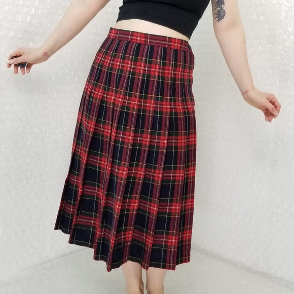 SOLD🌈1970s Barclay Square tartan midi skirt - Picture 4 of 6